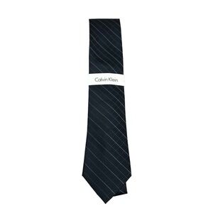 Calvin Klein Neck Tie Silk Black Etched Windowpane Classic Men Size 58W x 3‎ 1/8